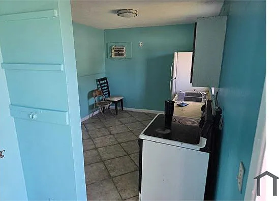 1 bed, 800 sqft, $1,400 — Photo 3