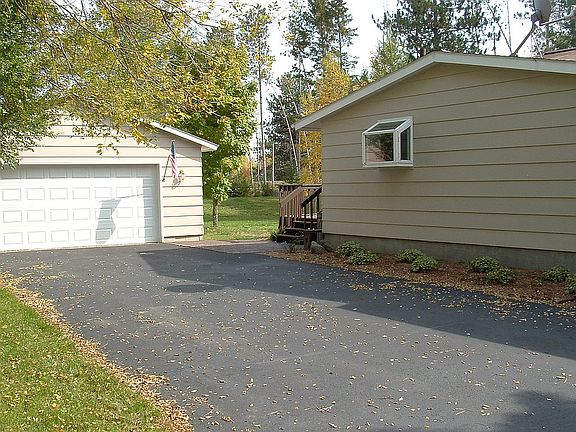 Detached 2 car garage