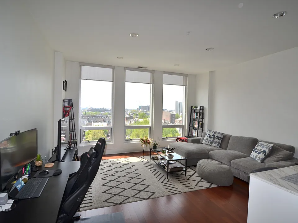 Living Room. Southern views