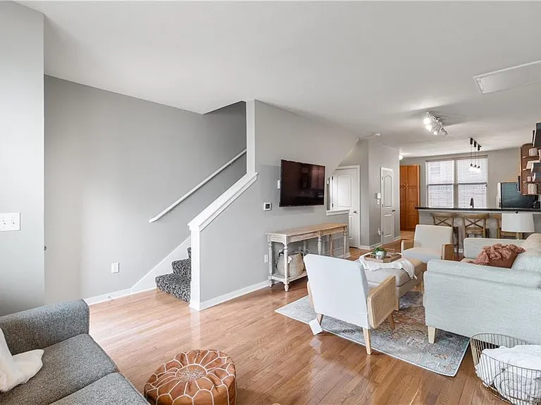 4571 Madison Ave #E-1 — Photo 8