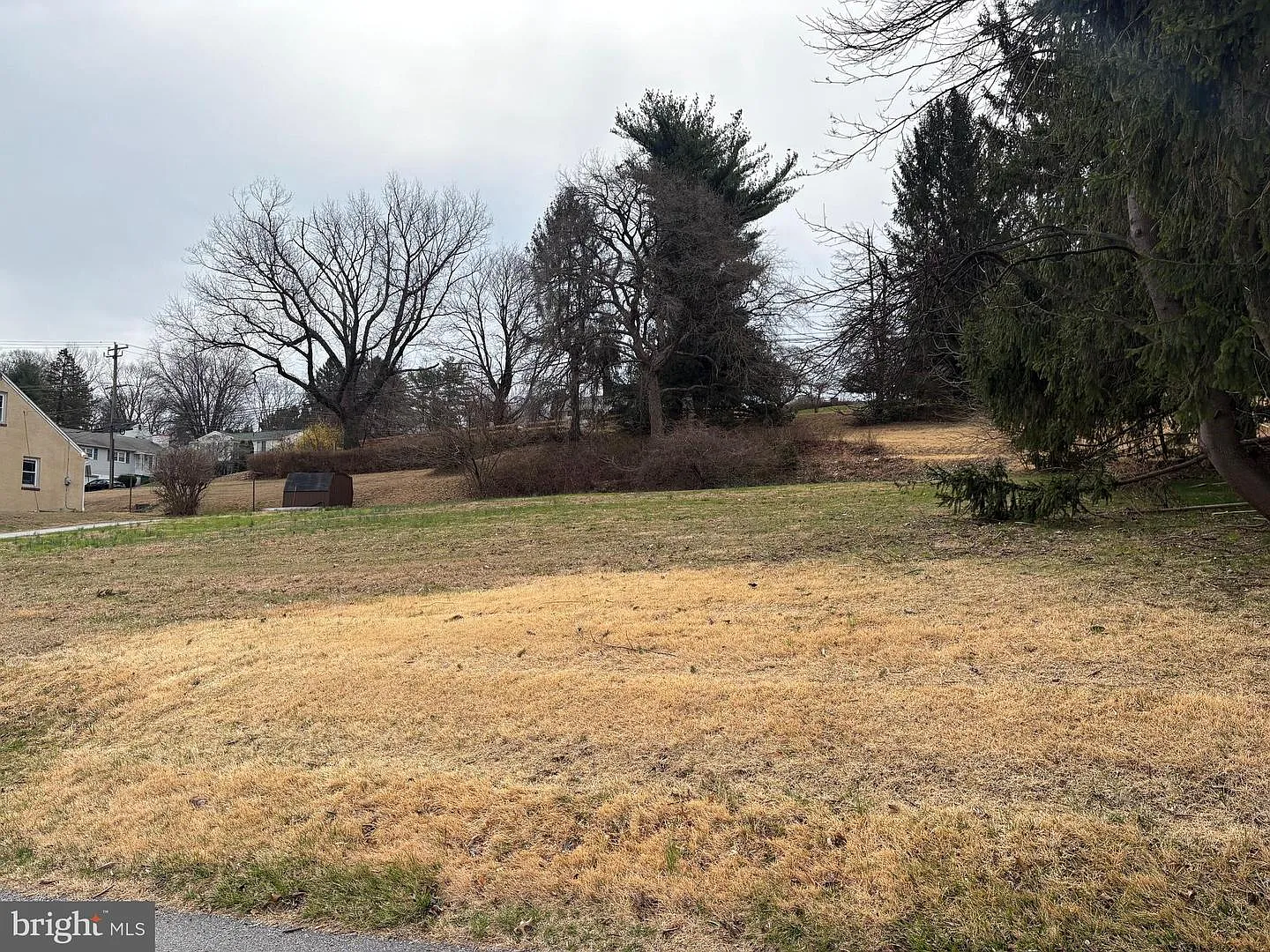 1630 Oak St photo 1