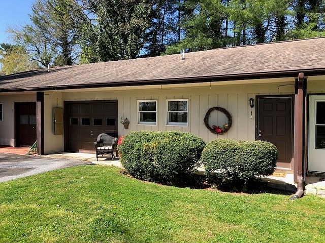 Small, six unit condo community