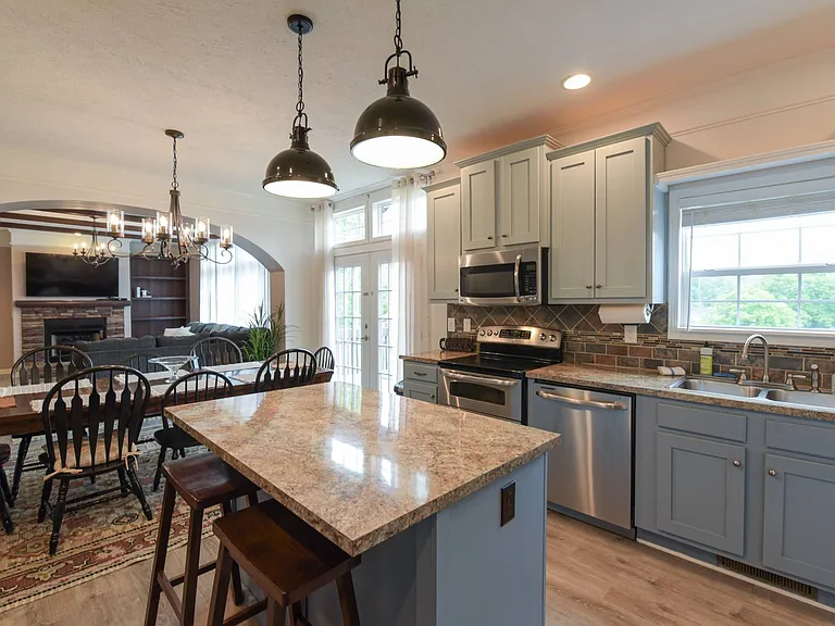 21 Old Pinner Pl — Photo 12