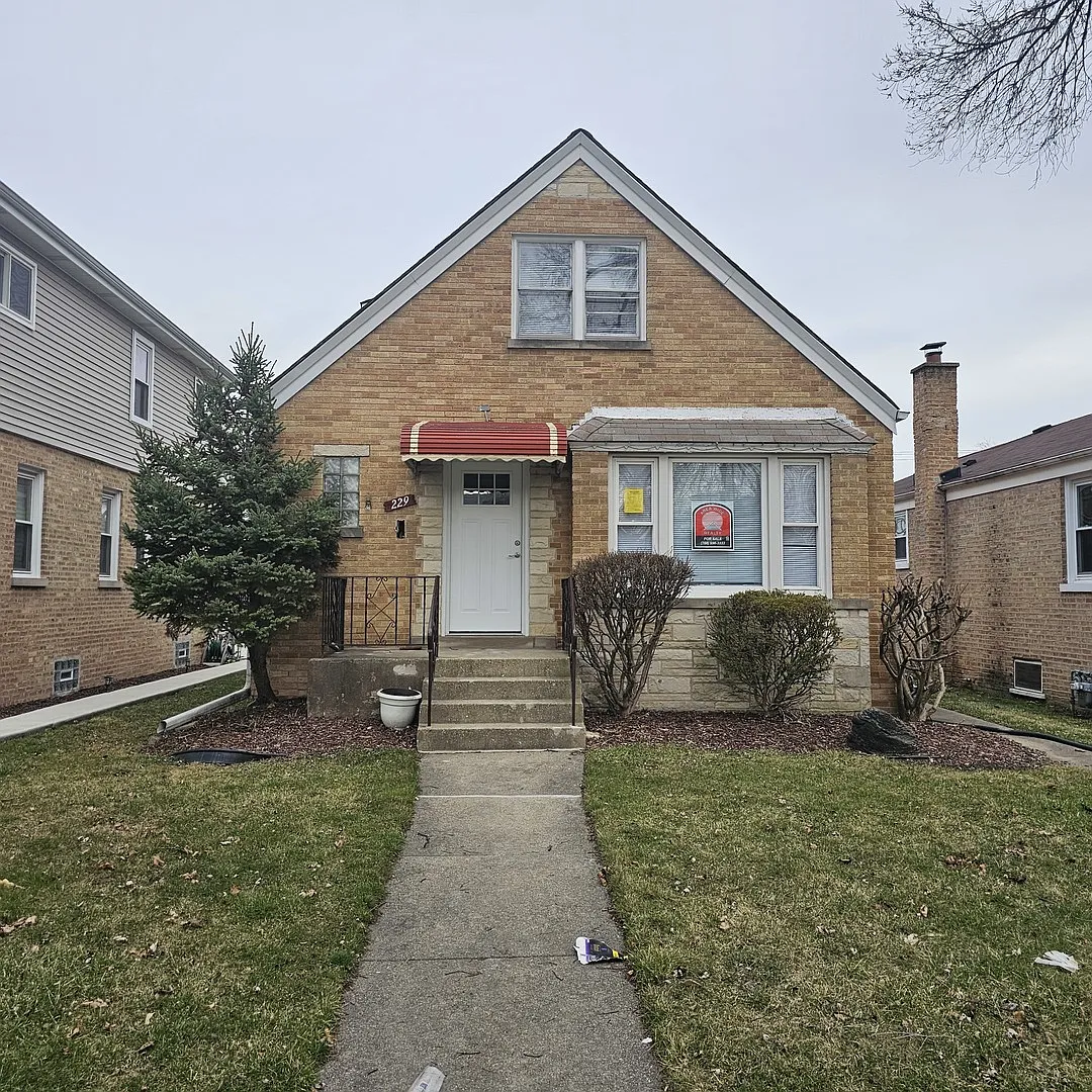 229 Granville Ave photo 1