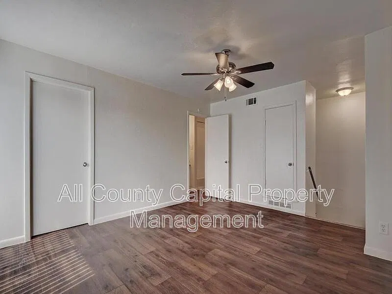 2 bed, 1.0 bath, 1038 sqft, $925 — Photo 4
