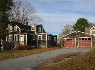 262 Main St, Acushnet, MA 02743