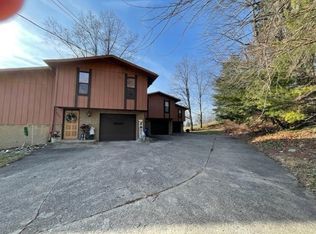 3024 Kemble Ave, Akron, OH 44319