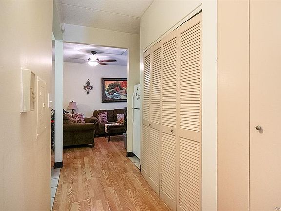 4th image of 512 E 159th St #8A