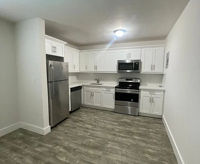 3270 W Trade Ave #14 — Photo 11