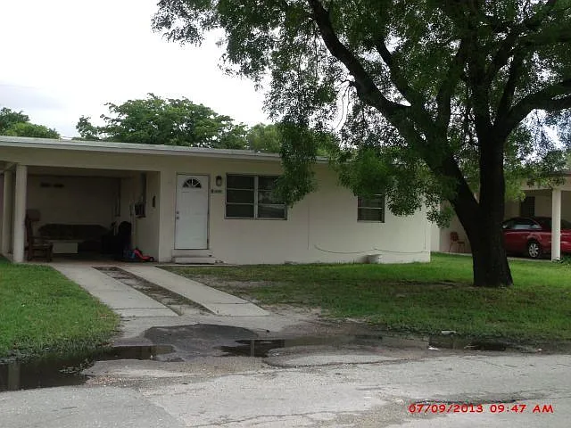 1441 NW 3rd St