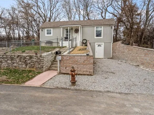 3066 N 16th St, Kansas City, KS 66104