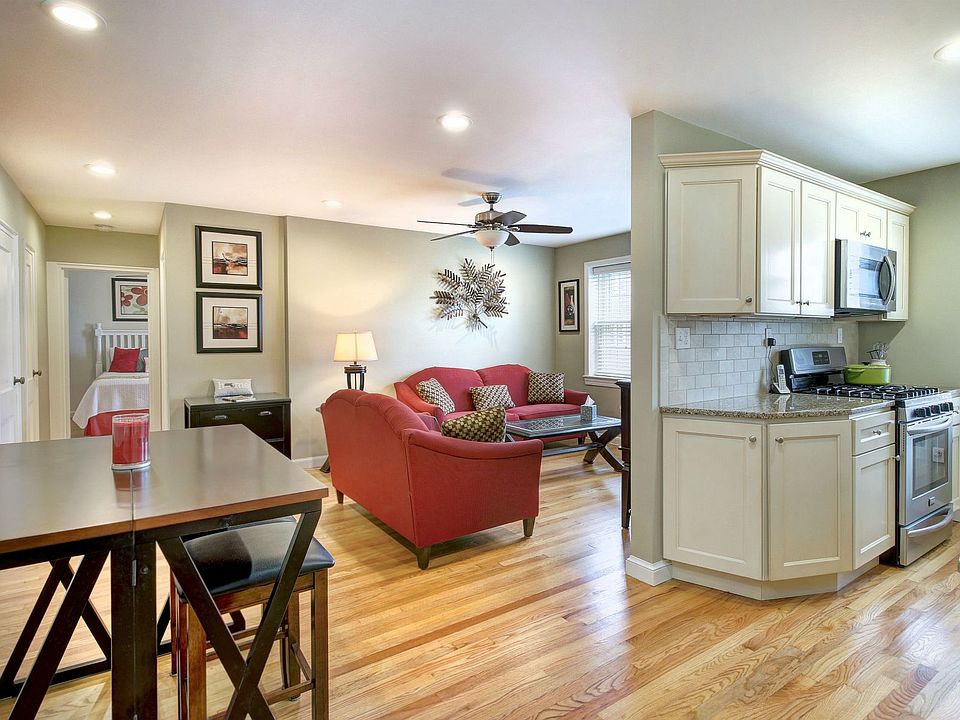 1st image of 33 Lennon Ct APT 35