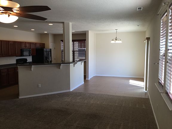 4th image of 10200 Mogollon Dr NW