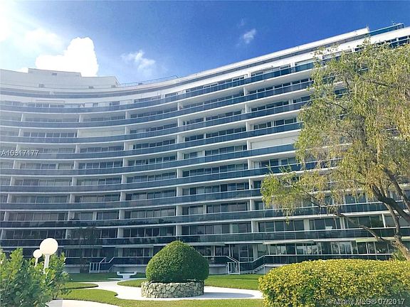 5th image of 900 Bay Dr APT 602