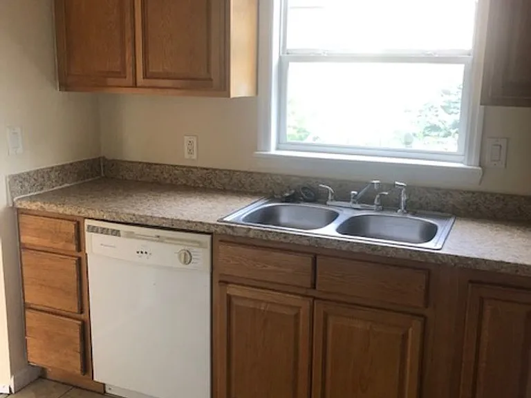 3228 Kanawha Terrace — Photo 5