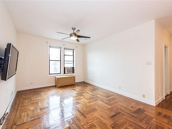 3rd image of 351 Marine Ave APT F11