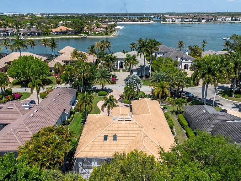 18610 Verona Lago Dr — Photo 36