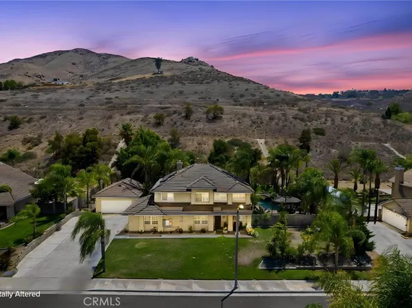 2740 Rockwood Dr, Riverside, CA 92503