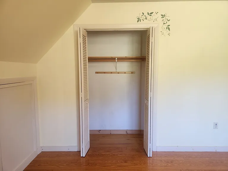 109 N Hollow Rd — Photo 28