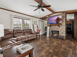 8323 Amanda St, Sorrento, LA 70778