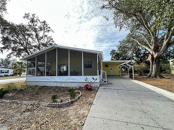 4th image of 16735 OLIVAUD STREET