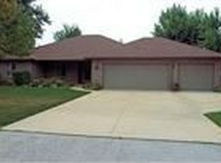 3182 W Farm Road 168, Springfield, MO 65807