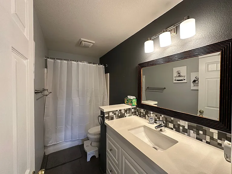 1380 Haven Green Ct — Photo 20