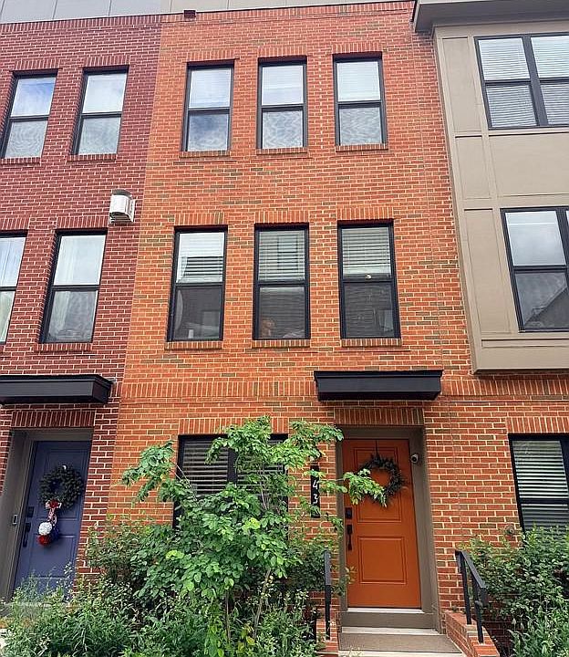1st image of 43 Mural Walk NE