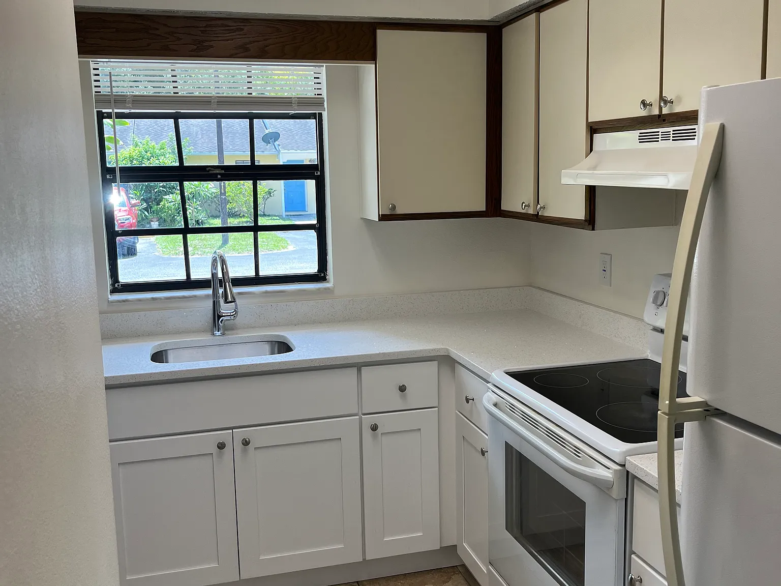 2 bed, 1.5 bath, 900 sqft, $1,625 — Photo 3