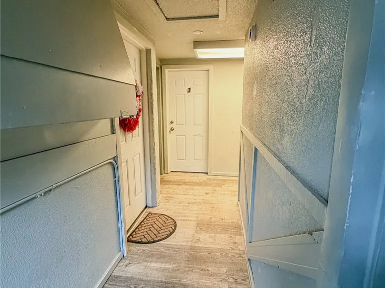 548 Hansen Ave #3 — Photo 19