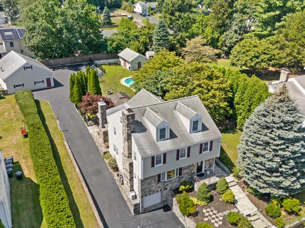 24 Haig Avenue, Stamford, CT 06905