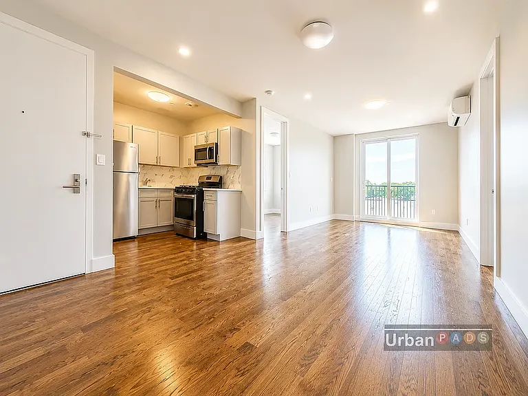 381 De Witt Ave #403 — Photo 1