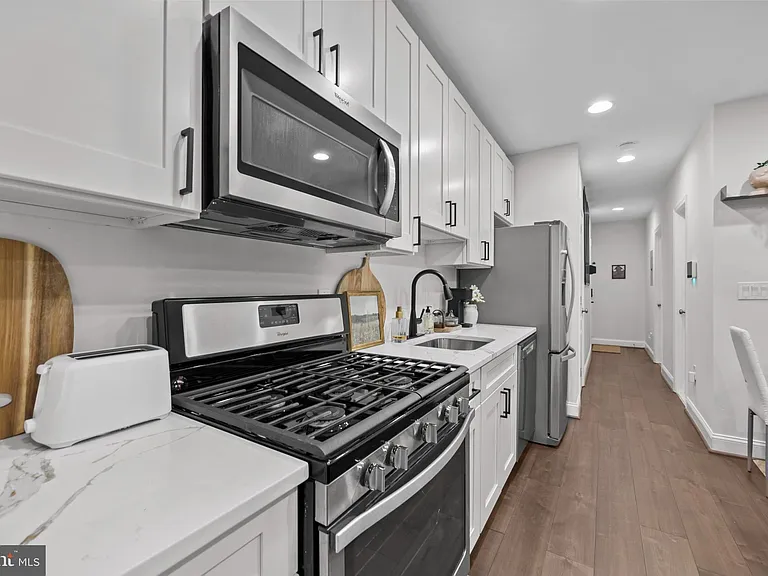 1363 Childress St NE #1 — Photo 6