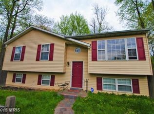 8113 Santa Fe Dr, Severn, MD 21144