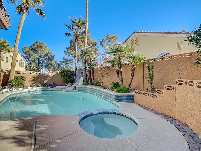 937 Denberry Way — Photo 44
