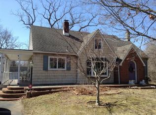 20 Harrison Dr, Freehold, NJ 07728