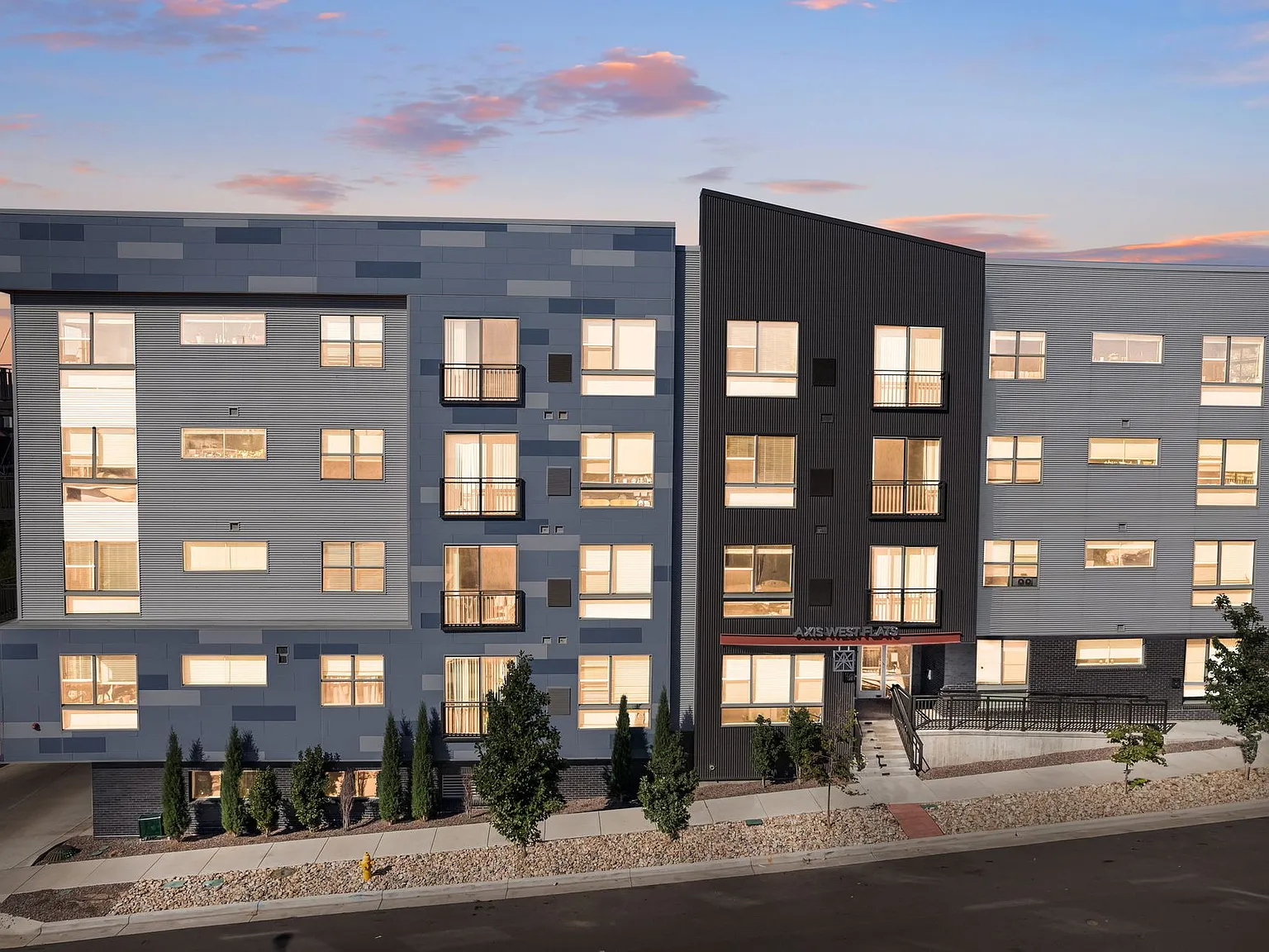 Axis West Flats — Photo 2