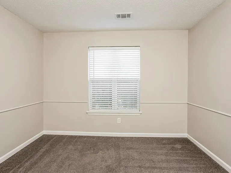 359 Tait Rd — Photo 14
