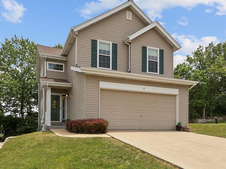 Comfortable West County Living awaits in this 4 bedrooms/2.5 bath two story home.