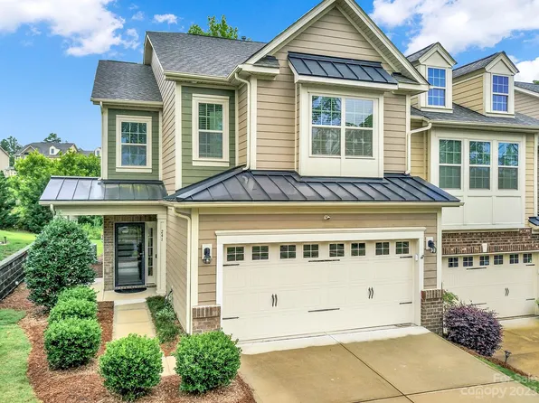 241 Butterfly Pl, Tega Cay, SC 29708
