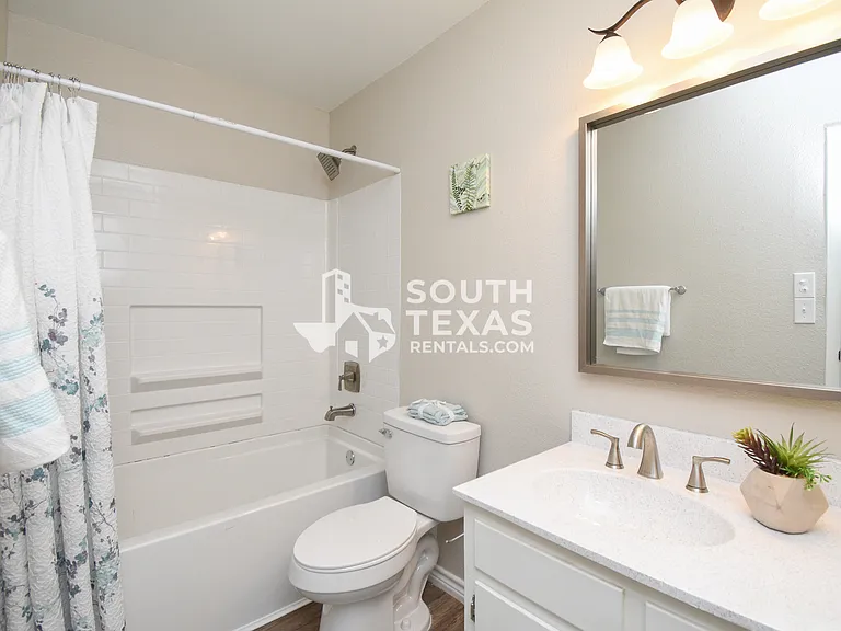 308 Westwood St #A — Photo 7