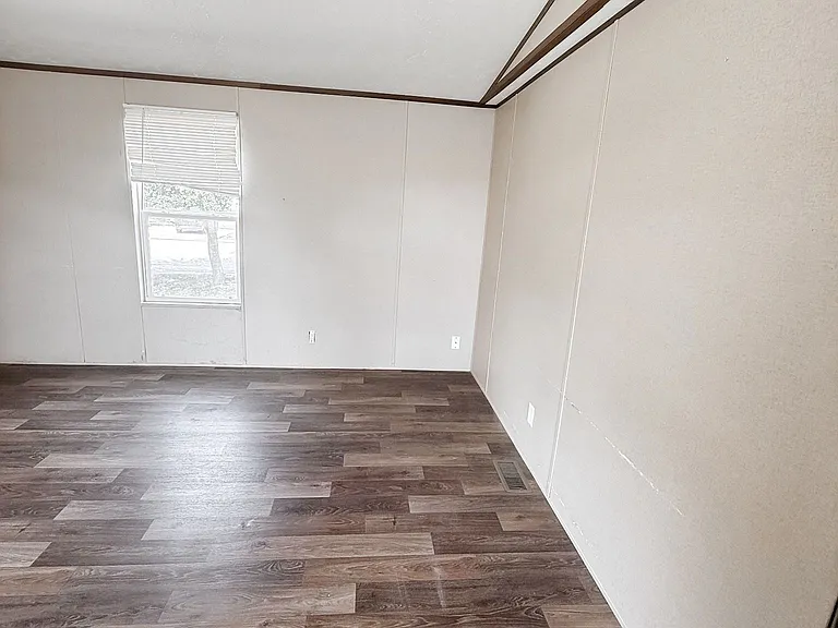 2224 Raysbad Ct — Photo 17