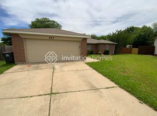 653 Lemon Dr, Arlington, TX 76018