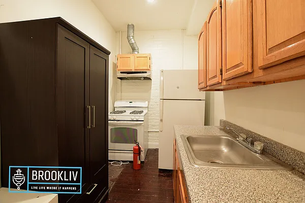 Rented by null | media 16