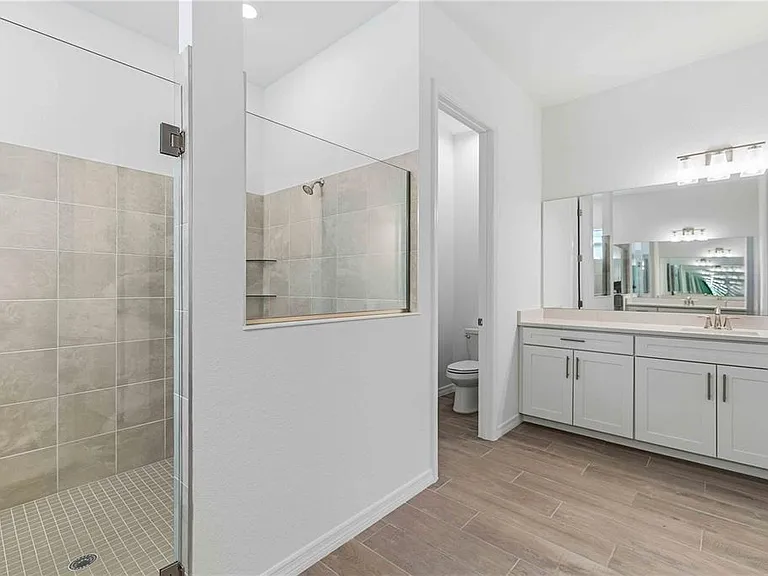 5420 Lightning Whelk Ln — Photo 16