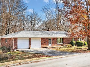 1002 S 1st St, Ozark, MO 65721