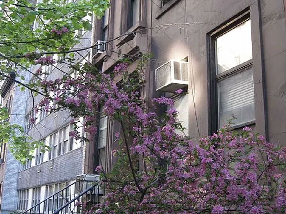 1st image of 144 E 37th St APT 1F