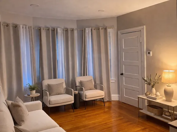 (undisclosed Address), Rumford, RI 02916