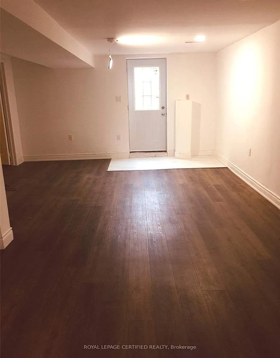 2 bed, $1,699 — Photo 4