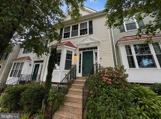 4238 Ashmere Cir, Dumfries, VA 22025